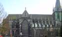 Sint-Pauluskathedraal LIEGE 1 / LUIK foto: Zijaanzicht noordergevel met zicht op het schip en transept gebouwd tussen 1230 en 1289 in vroeggotische stijl.