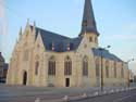 Sint-Martinuskerk BEVEREN / BELGIË: Detail zijgevel