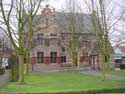 Gemeentehuis (voormalig Hof Sanders - Vaulog) SINT-GILLIS-WAAS / BELGI:  