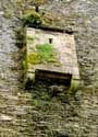 Burcht van Bouillon (kasteel van Godfried van Bouillon) BOUILLON / BELGIË: Latrine