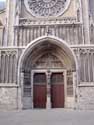 Sint-Maarten en Sint-Niklaaskerk (vroegere cathedraal) IEPER / BELGI: 