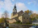 Sint-tiennekerk van Waha MARCHE-EN-FAMENNE foto: Overzicht van dez oude, romaanse kerk.