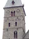 Sint-Jacobskerk GENT / BELGIË: Versierde bovenste verdiepingen van de westertorens