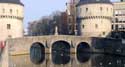 Pont et tours Broel KORTRIJK à COURTRAI / BELGIQUE: 