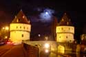 Pont et tours Broel KORTRIJK  COURTRAI / BELGIQUE: 