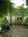 Hanging bridge next to Wisselkerke castle KRUIBEKE picture: 