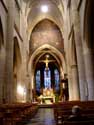 Onze-Lieve-Vrouwekerk SINT-TRUIDEN foto: Overzicht in oostelijke richting door het schip naar het koor.