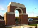 Cementen Huis Brits Militair Kerkhof Langemark LANGEMARK-POELKAPELLE / LANGEMARK - POELKAPELLE foto: 