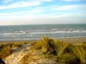Strand en zee DE PANNE / BELGI: Uitzicht vanop de duinen.