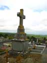 Saint-Martin ( Hour) NAMUR  HOUYET / BELGIQUE: Tombe de Ferdinand Hissette, curé de Hour de 1878 à 1888 (décéde le 24 sept. 1888  à l'âge de 43 ans)