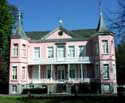 Castle Velde (in Merendree) NEVELE / BELGIUM: Picture by Jean-Pierre Pottelancie (thanks!)