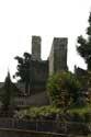 Ruines ancien Chteau Verneuil en Bourbonnais / FRANCE: 