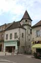 House with small tower Saint-Pourain-Sur-Sioule / FRANCE: 