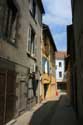 Yellow House Saint-Pourain-Sur-Sioule / FRANCE: 