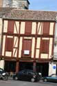 Huis met vakwerk Port Sainte Foy en Ponchapt / FRANKRIJK: 