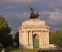 Arc de Triomphe de Wellington (ou de la Constitution) LONDRES / Angleterre: 