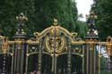 Portes de Palais Buckingham LONDRES / Angleterre: 