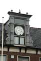 Gebouw met Klok Sneek / Nederland: 