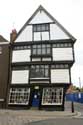 Oblique house - House Bulging Out Over the Road - John Boys House Canterbury / United Kingdom: 