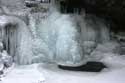 Stalactites de Glace sur Montebello Bach Fribourg / Suisse: 