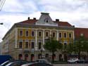 Building Bank Satu Mare / Romania: 