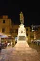 Standbeeld Spomenik Ivanu Gundulicu Dubrovnik in Dubrovnic / KROATI: 