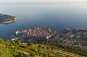 Uitzicht op stad van bij Kabelbaan Dubrovnik in Dubrovnic / KROATI: 