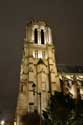 Onze-Lieve-Vrouwekathedraal (Notre Dame) Parijs in Paris / FRANKRIJK: 